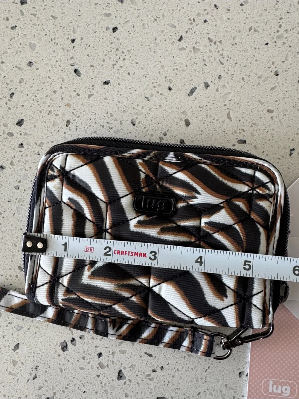lug RODEO 2-ZEBRA SAND Print Quilted RFID Wristlet Wallet Casual Travel NWT